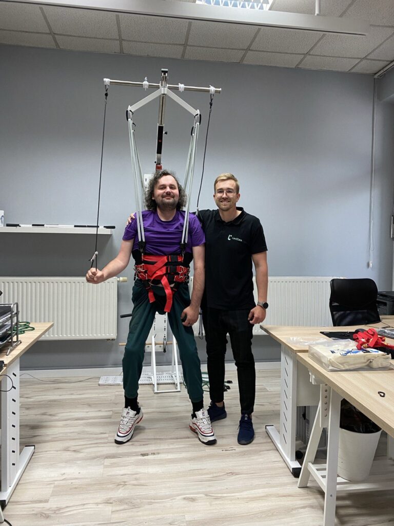 Pionizacja w dystrofii mięśniowej? Tak to możliwe Dystropower dynamiczna pionizacja z szefem LeviCare