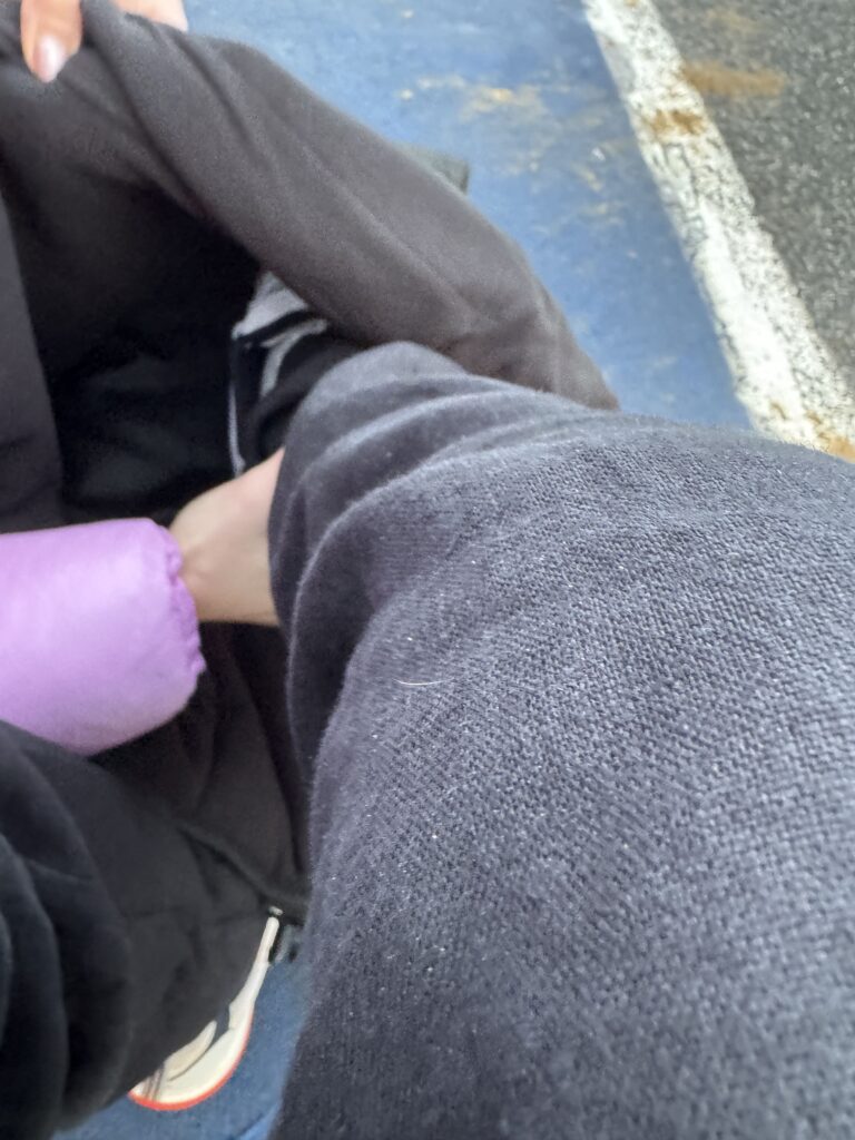 Zima na wózku inwalidzkim-test koca grzewczego Jak nie zamarznąć na wózku?